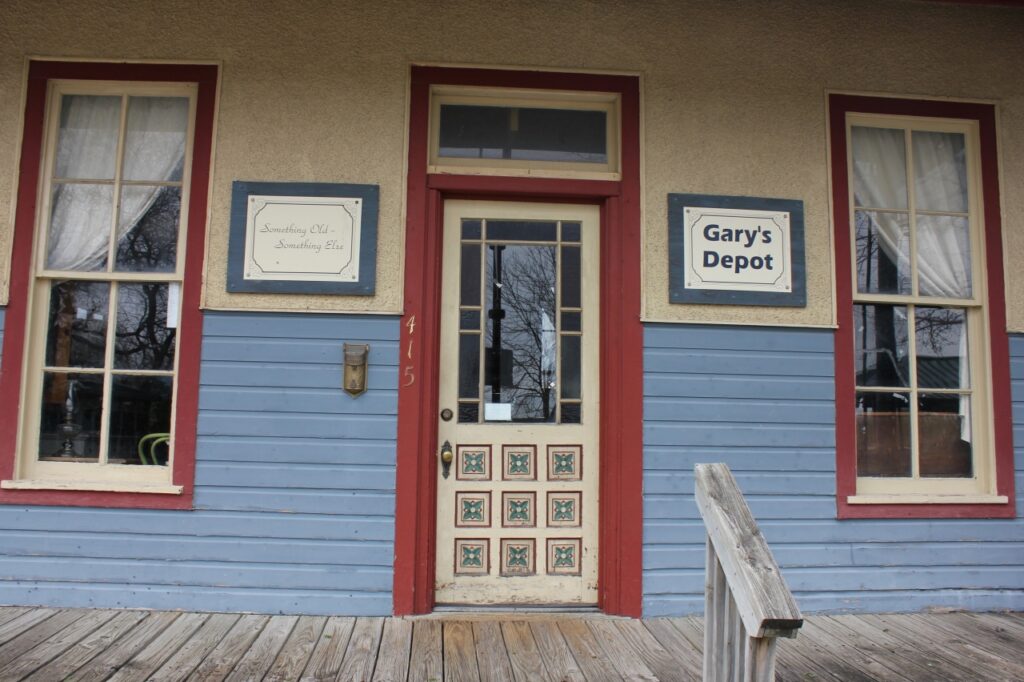 Gary's Depot exterior