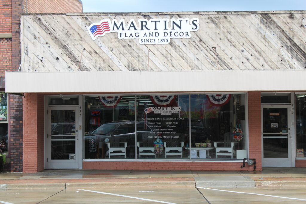 Martin's Flag and Decor store front